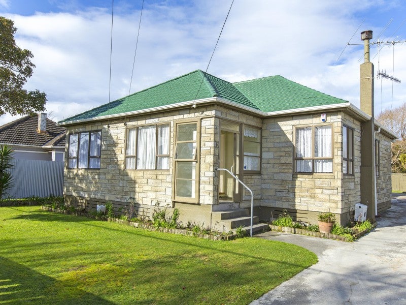 40 Reynolds Street, Taita, Lower Hutt - Carousel 1