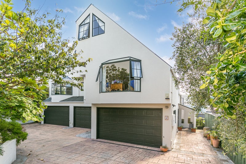 16J Hobson Street, Thorndon, Wellington - Carousel 1