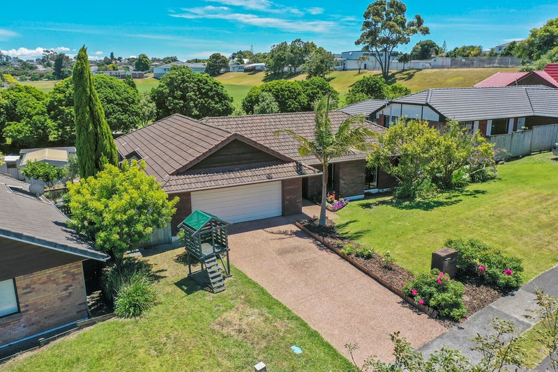 15 Meadowland Drive, Somerville, Auckland - Carousel 26