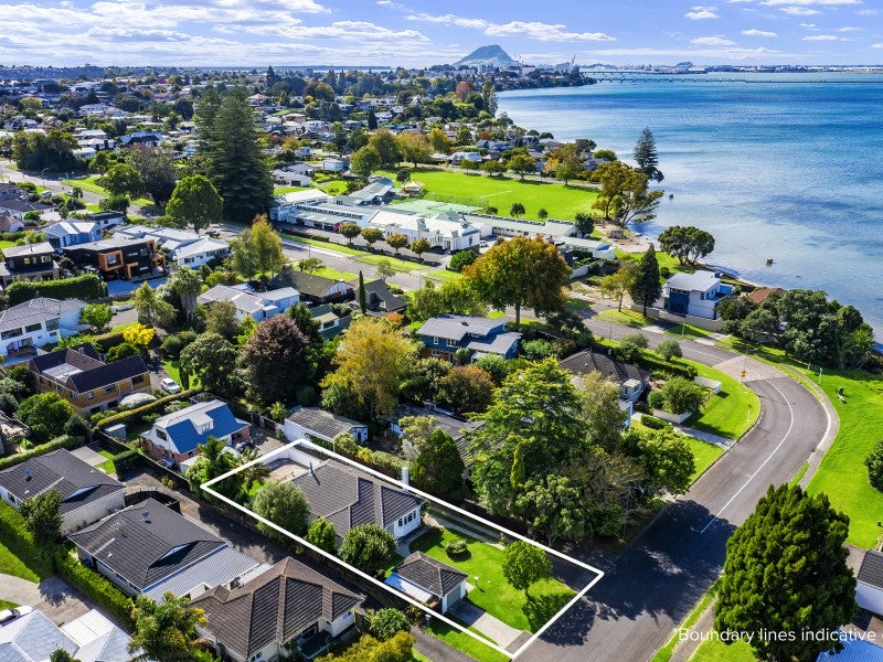 13 Burrows Street, Tauranga South, Tauranga - Carousel 1
