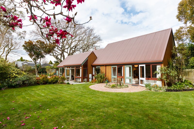 47 Te Awe Awe Street, Hokowhitu, Palmerston North - Carousel 1