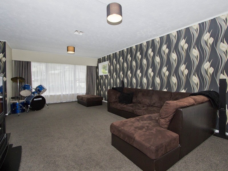 24 McKillop Street, Wainuiomata, Lower Hutt - Carousel 2