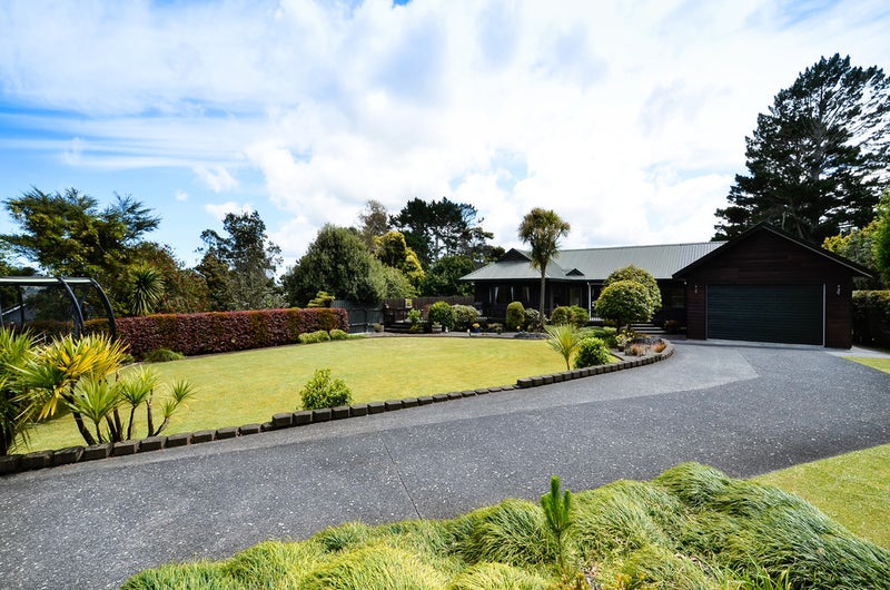29 Waitakere Road, Waitakere, Auckland - Carousel 20