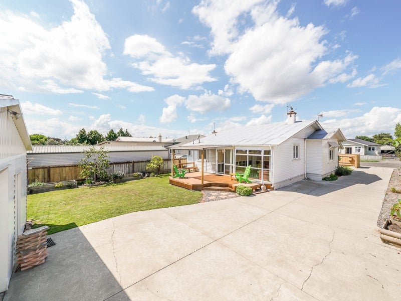 48 Burns Avenue, Takaro, Palmerston North - Carousel 20