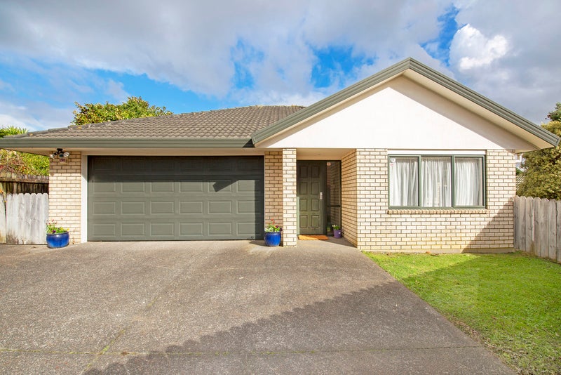 7 Newinn Crescent, East Tamaki Heights, Auckland - Carousel 1