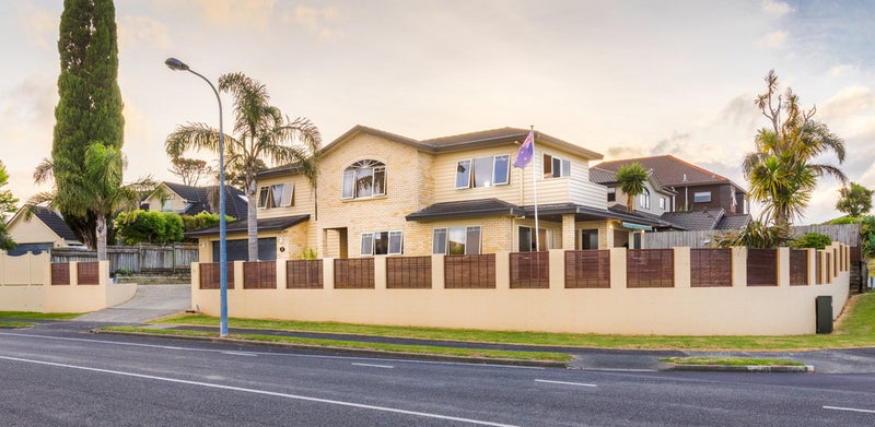 73 Halsey Drive, Lynfield, Auckland - Carousel 2