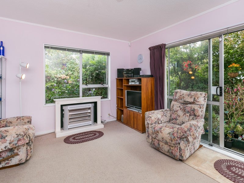 24A Plunket Avenue, Petone, Lower Hutt - Carousel 2