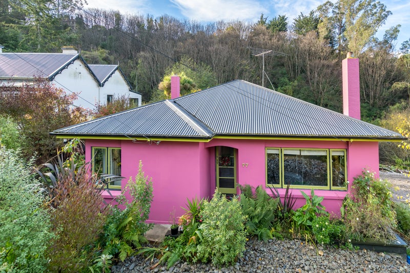77 Glen Road, The Glen, Dunedin - Carousel 1