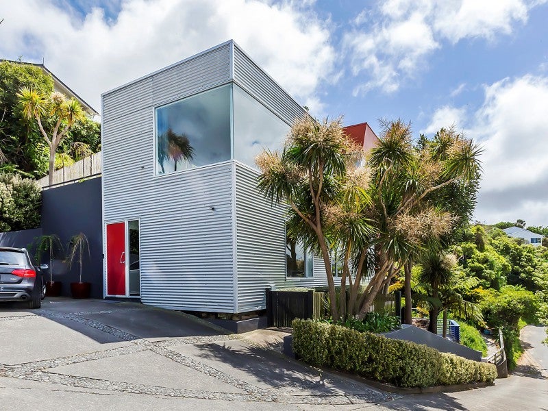 37 Whaui Street, Vogeltown, Wellington - Carousel 1