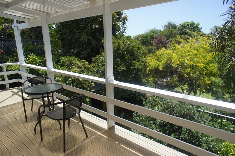 6 Valintine Place, Strandon, New Plymouth - Carousel 2