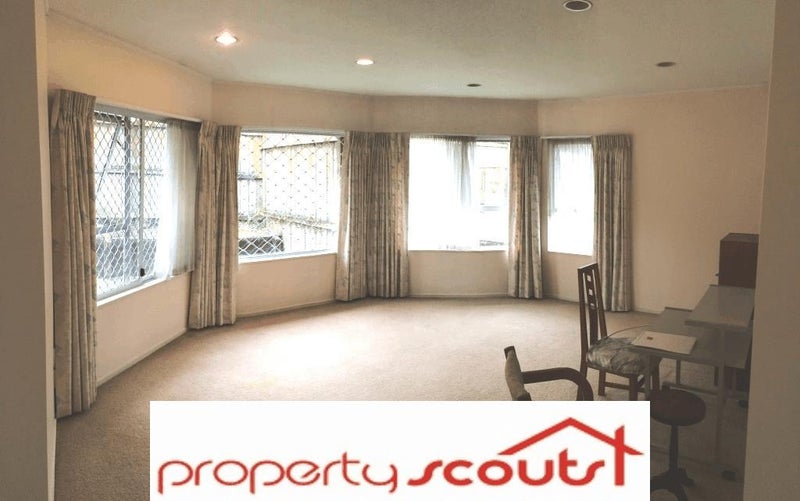 3 Nicholas Road, Somerville, Manukau - Carousel 1