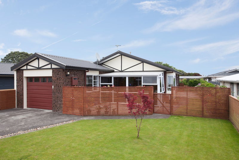 110 Govett Avenue, Frankleigh Park, New Plymouth - Carousel 1