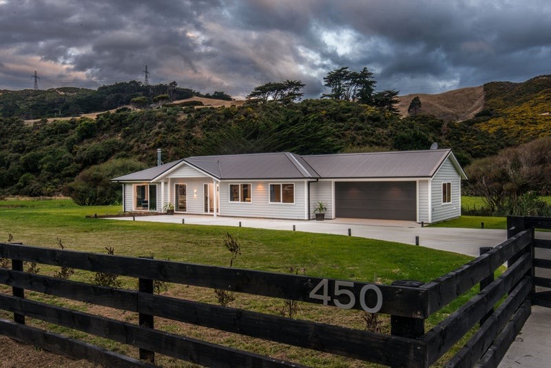 450 Makara Road, Mākara, Wellington - Carousel 1