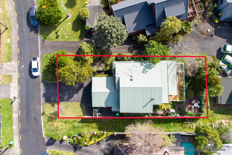 2/16 Zion Road, Birkenhead, Auckland - Carousel 17