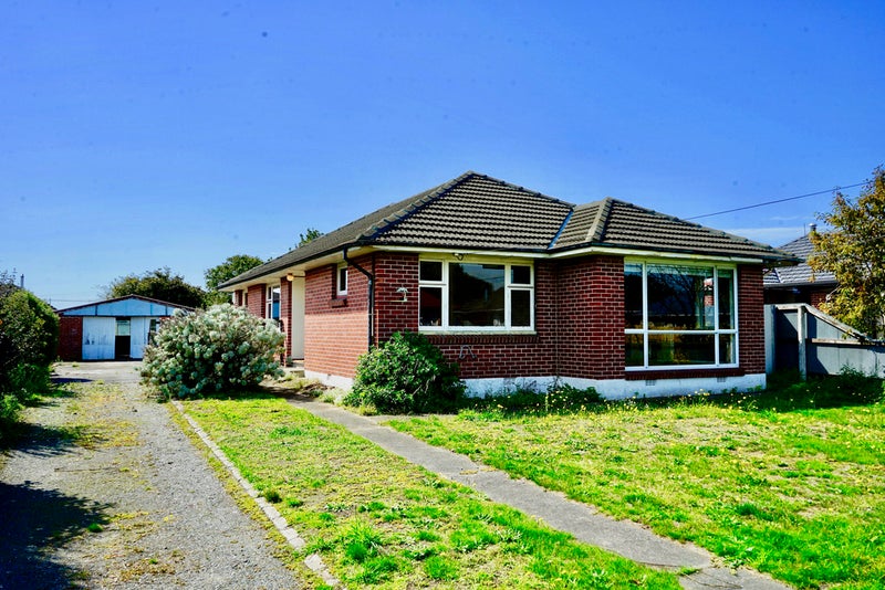 5 Wimborne Crescent, Aranui, Christchurch - Carousel 1