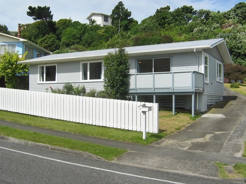 48 Gloaming Hill, Titahi Bay, Porirua - Carousel 2