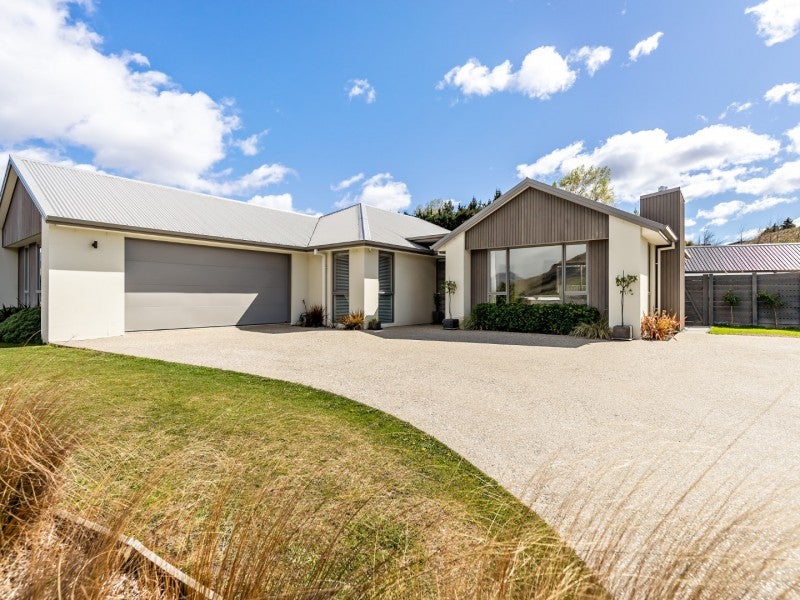 3 Oxfordshire Avenue, Lower Shotover, Queenstown - Carousel 24