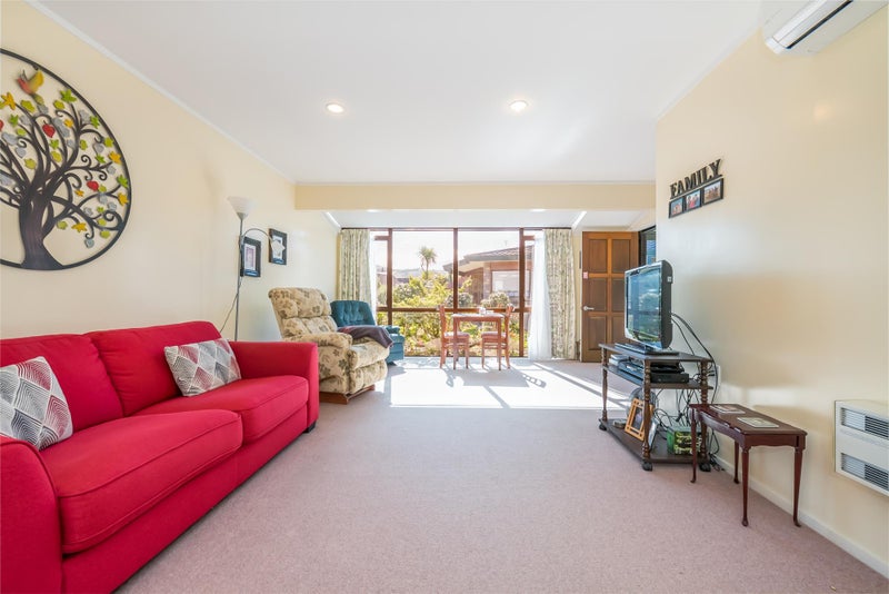 8/18 King Street, Petone, Lower Hutt - Carousel 2