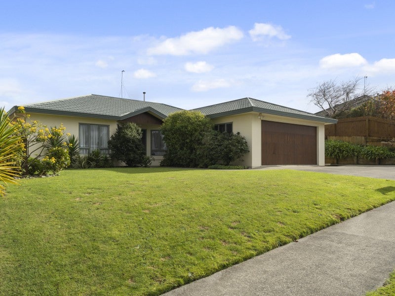 106 Parnell Heights, KELVIN GROVE, PALMERSTON NORTH - Carousel 1