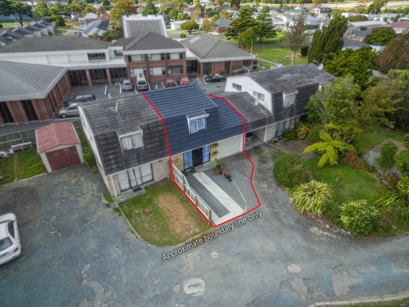 3/2 Ararino Street, Trentham, Upper Hutt - Carousel 2