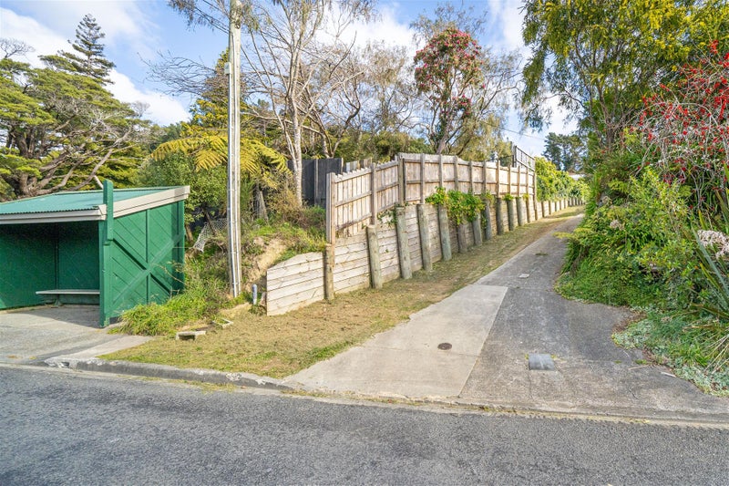 18A Forest Road, Pinehaven, Upper Hutt - Carousel 2