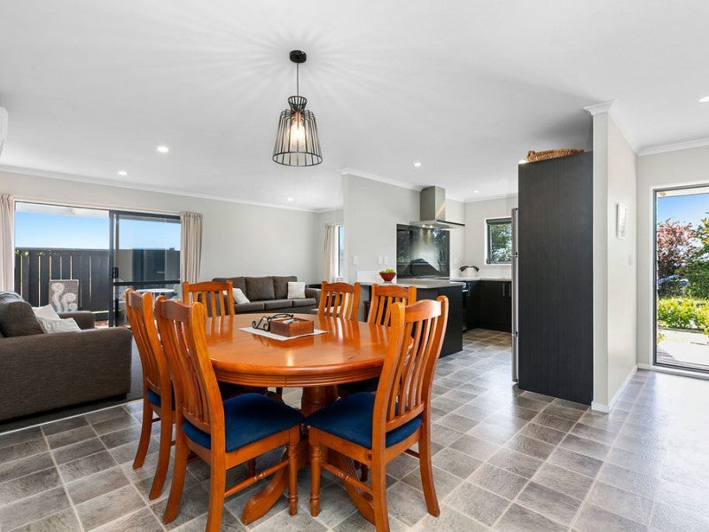 186 Waikite Road, Welcome Bay, Tauranga - Carousel 1