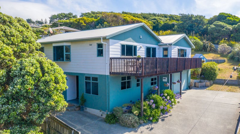 107 Tireti Road, Titahi Bay, Porirua - Carousel 1