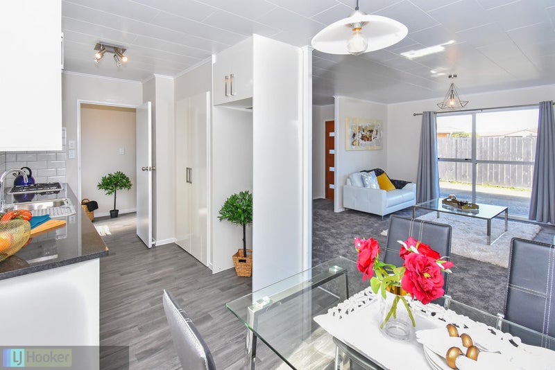 10 Agar Place, Favona, Auckland - Carousel 1