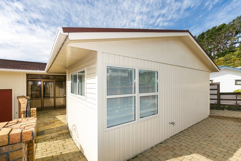 7 Glamorgan Street, Northland, Wellington - Carousel 2