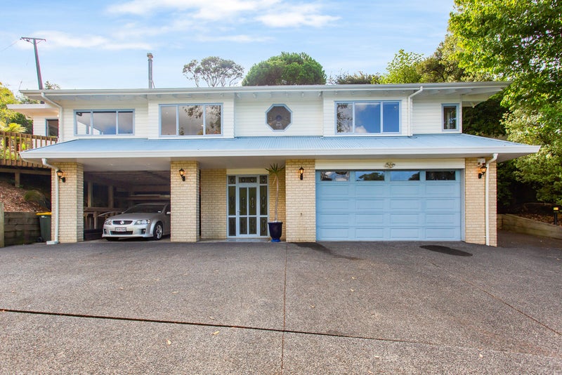 105 Waitakere Road, Waitakere, Auckland - Carousel 1