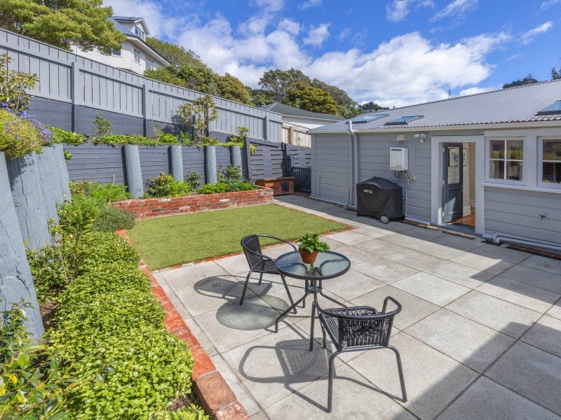 17 Wilton Road, Wadestown, Wellington - Carousel 2