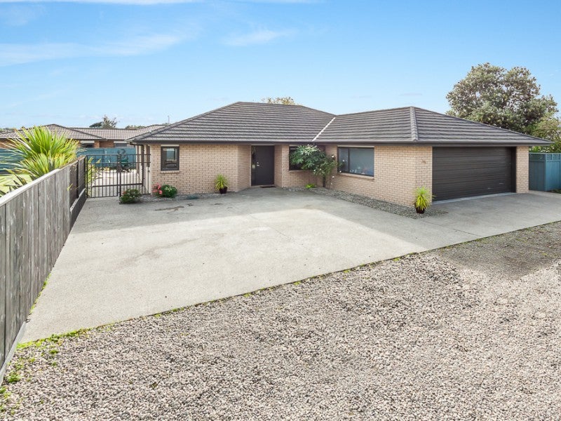 79A James Line, Kelvin Grove, Palmerston North - Carousel 2