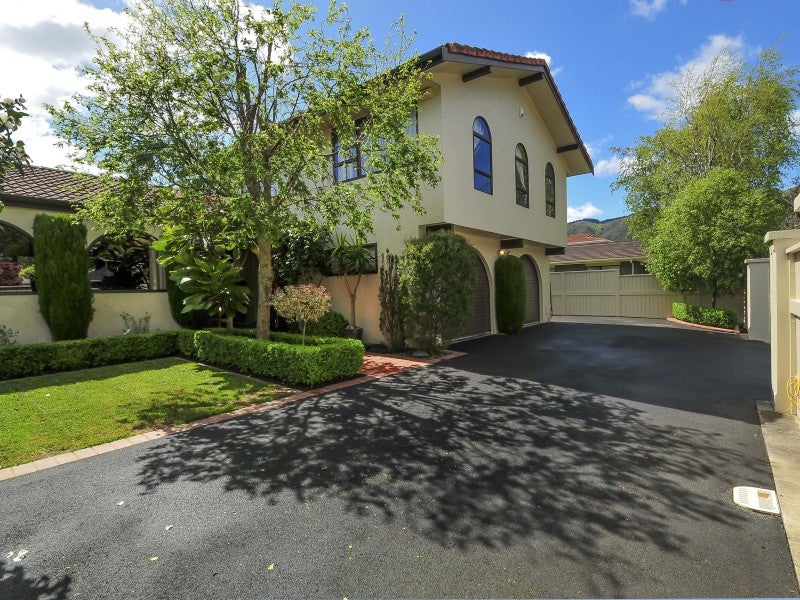 33 Waddington Drive, Naenae, Lower Hutt - Carousel 1