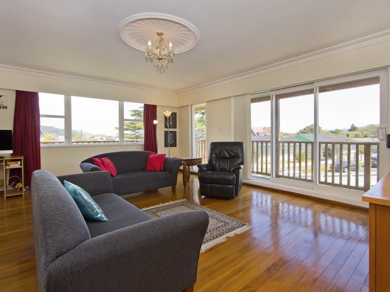 49 Orr Crescent, Hutt Central, Lower Hutt - Carousel 2