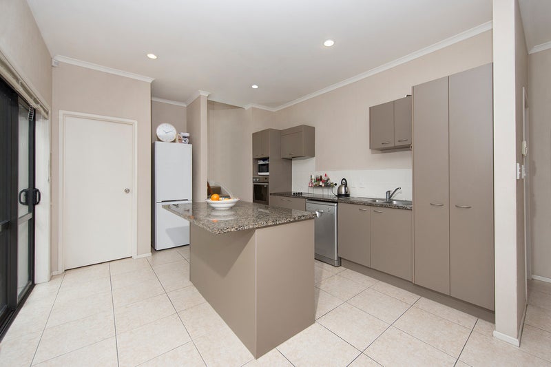 78 Skip Lane, East Tamaki, Auckland - Carousel 2