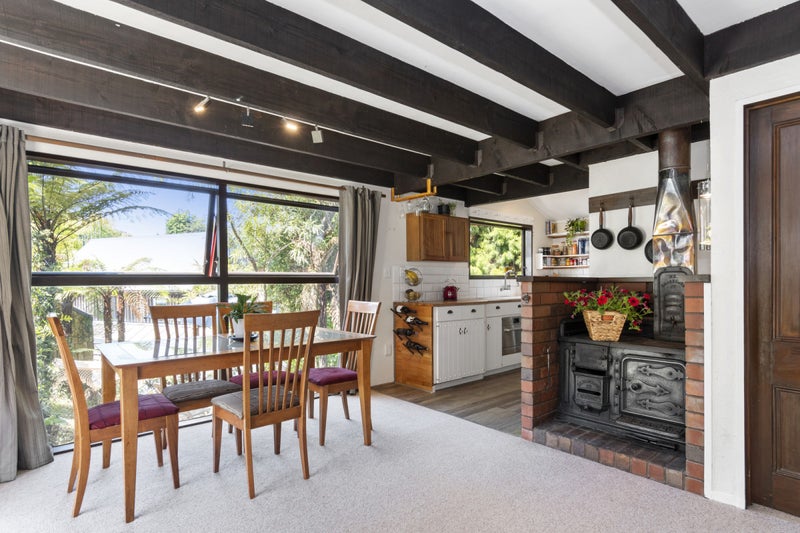 14 Fairmont Terrace, Otumoetai, Tauranga - Carousel 2