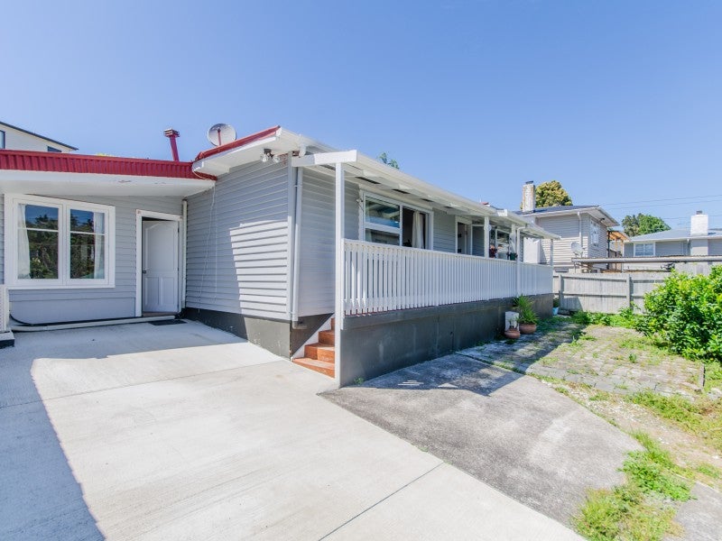 2/25 Quona Avenue, Waikowhai, Auckland - Carousel 1