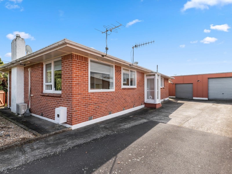 35 Rutland Street, Utuhina, Rotorua - Carousel 2