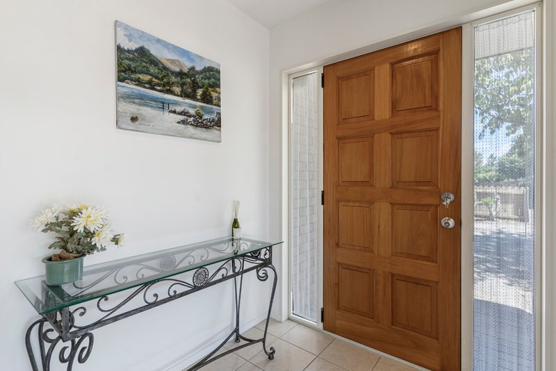 1/24 Headcorn Place, Botany Downs, Auckland - Carousel 2