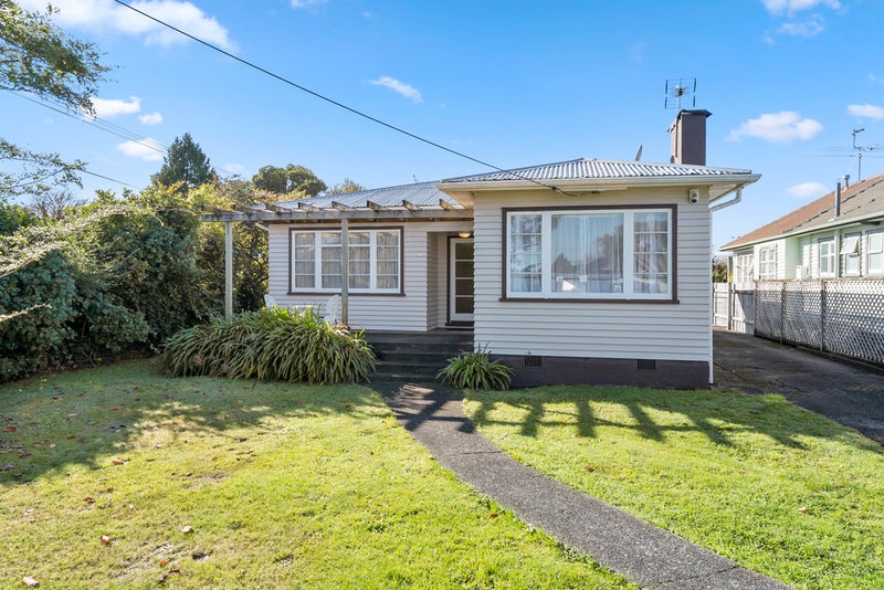14 Stephen Street, Trentham, Upper Hutt - Carousel 16