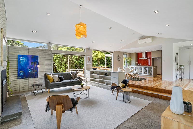 210 Shaw Road, Oratia, Auckland - Carousel 2