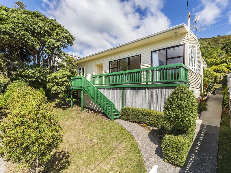 120 Campbell Street, Karori, Wellington - Carousel 1
