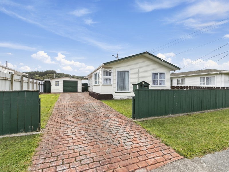 38 Karamu Crescent, Wainuiomata, Lower Hutt - Carousel 15