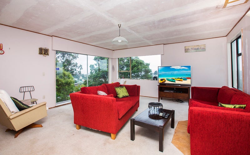 4A Hoggard Street, Vogeltown, Wellington - Carousel 1