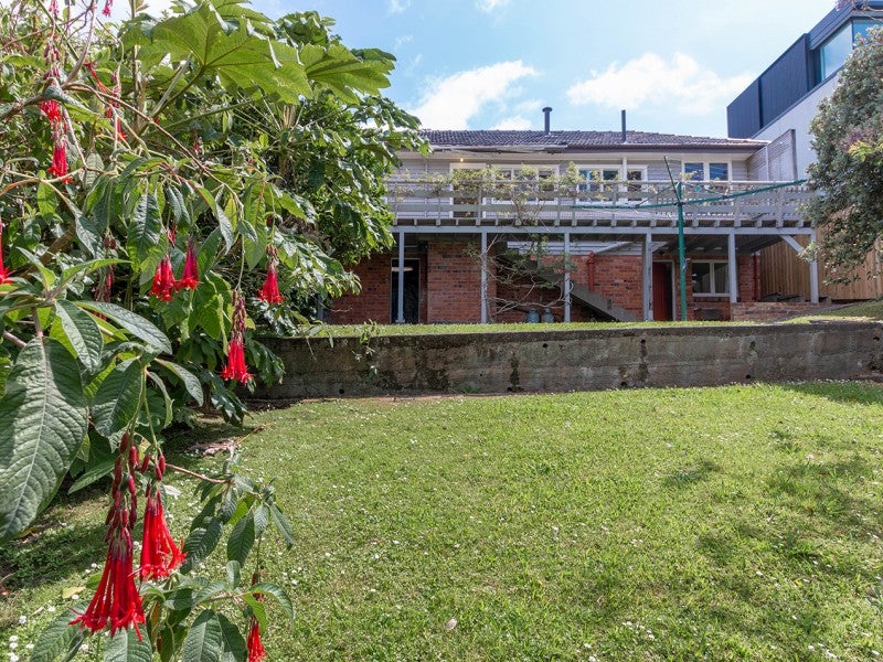36 Sunny Brae Crescent, Westmere, Auckland - Carousel 2