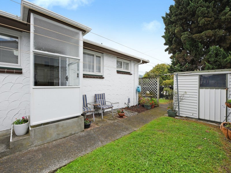 1/700 Fergusson Drive, Elderslea, Upper Hutt - Carousel 13