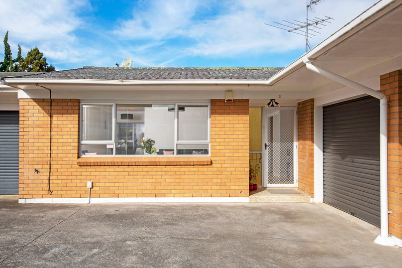 2/11 Pakuranga Road, Pakuranga, Auckland - Carousel 2