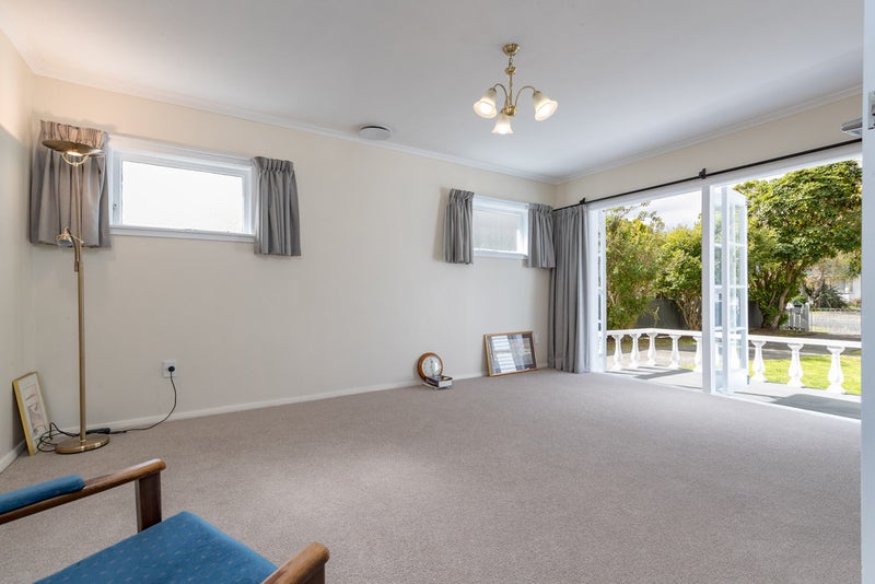 8 Wood Street, Wainuiomata, Lower Hutt - Carousel 2