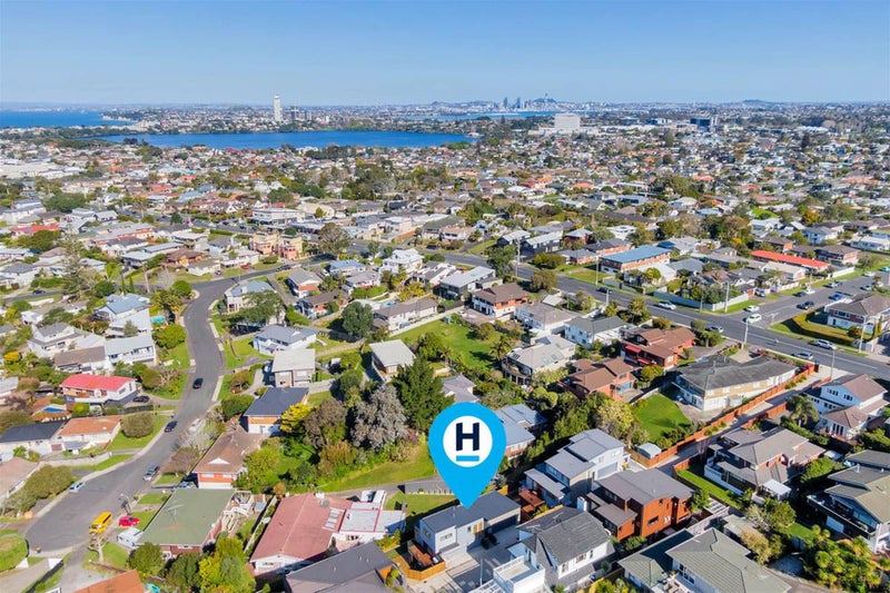 73D East Coast Road, Castor Bay, Auckland - Carousel 34