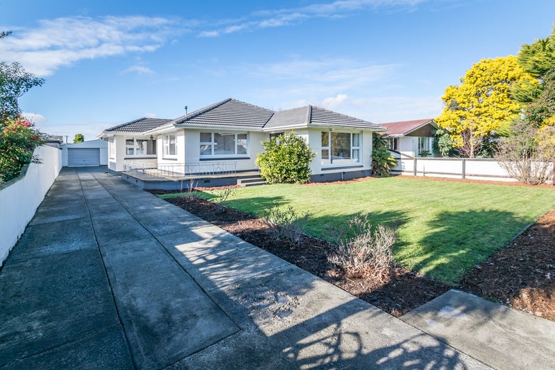 308 Main North Road, Redwood, Christchurch - Carousel 1